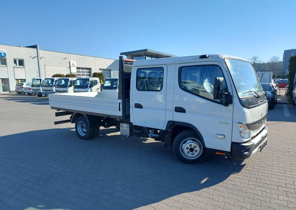 FUSO Canter 3C15D skrzynia - Vuilniswagen: afbeelding 3 FUSO Canter 3C15D skrzynia - Vuilniswagen: afbeelding 3