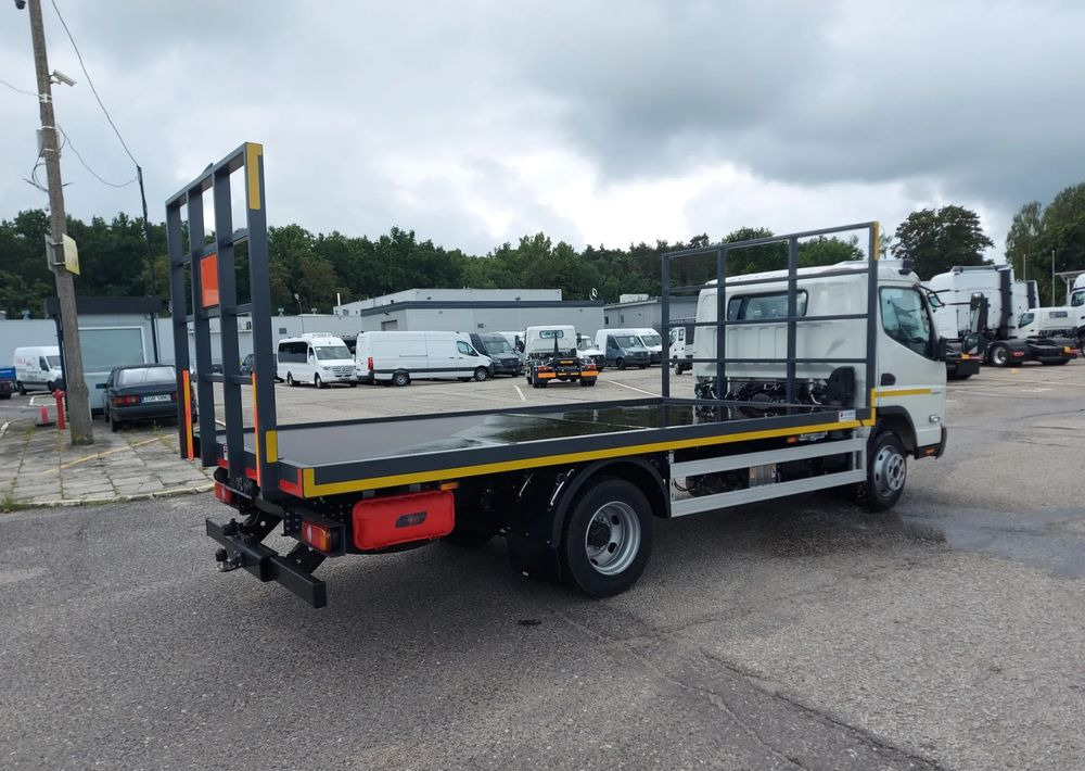 FUSO Canter 9C18 - Vrachtwagen met open laadbak: afbeelding 4 FUSO Canter 9C18 - Vrachtwagen met open laadbak: afbeelding 4