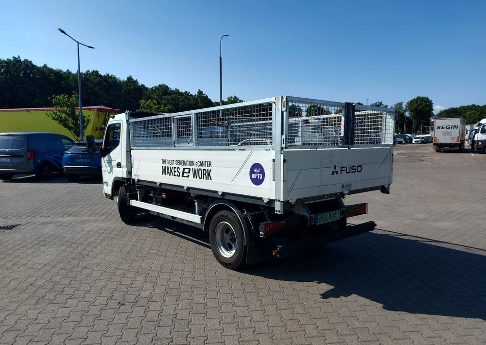 FUSO eCanter 4C15 Wywrotka Selektywna zbiórka - Vuilniswagen: afbeelding 4 FUSO eCanter 4C15 Wywrotka Selektywna zbiórka - Vuilniswagen: afbeelding 4