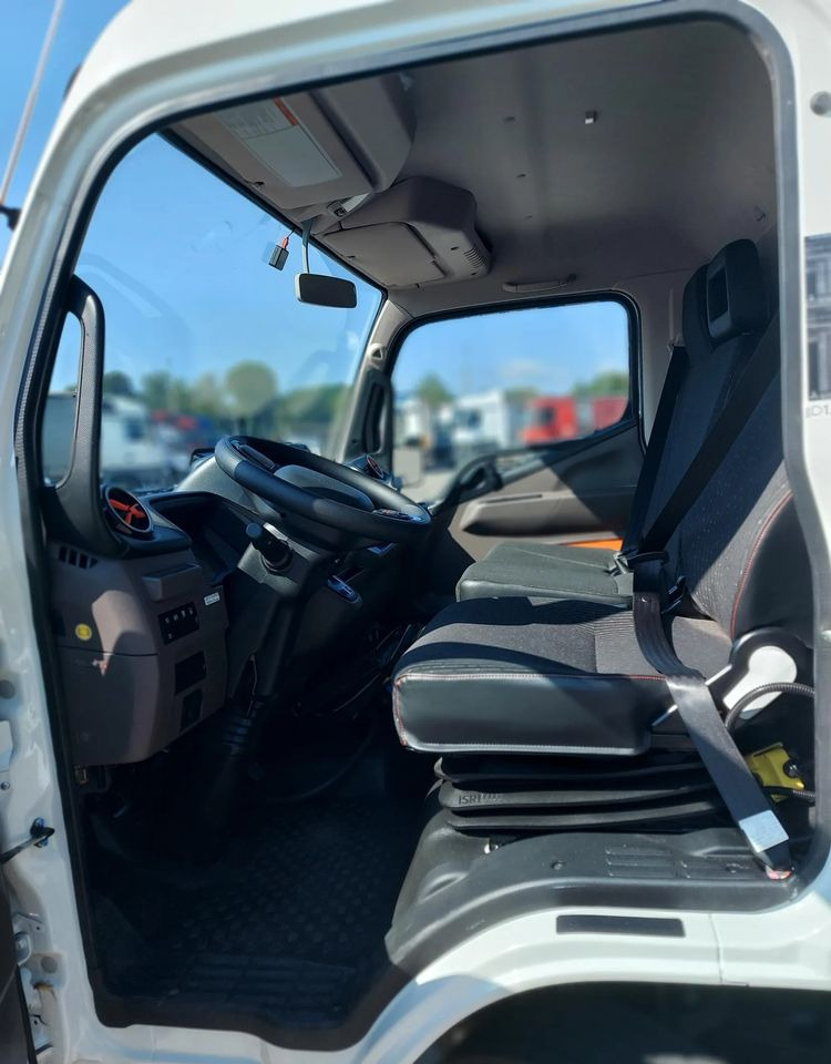 FUSO eCanter 4C15 Wywrotka Selektywna zbiórka - Kipper vrachtwagen, Elektrische vrachtwagen: afbeelding 5 FUSO eCanter 4C15 Wywrotka Selektywna zbiórka - Kipper vrachtwagen, Elektrische vrachtwagen: afbeelding 5