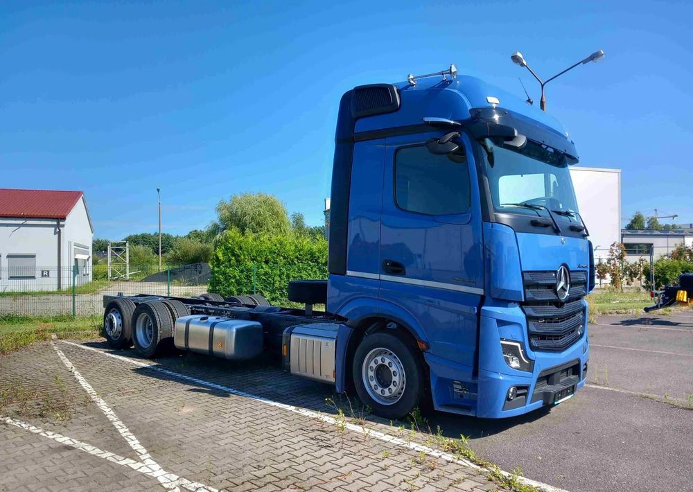 Mercedes-Benz Actros 2548 LnR - Chassis vrachtwagen: afbeelding 1 Mercedes-Benz Actros 2548 LnR - Chassis vrachtwagen: afbeelding 1