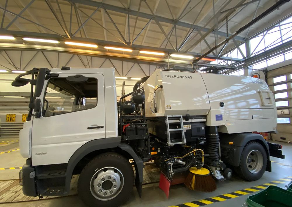 Mercedes-Benz Mercedes-Benz Atego 1318 LKO Zamiatarka - Vuilniswagen: afbeelding 3 Mercedes-Benz Mercedes-Benz Atego 1318 LKO Zamiatarka - Vuilniswagen: afbeelding 3