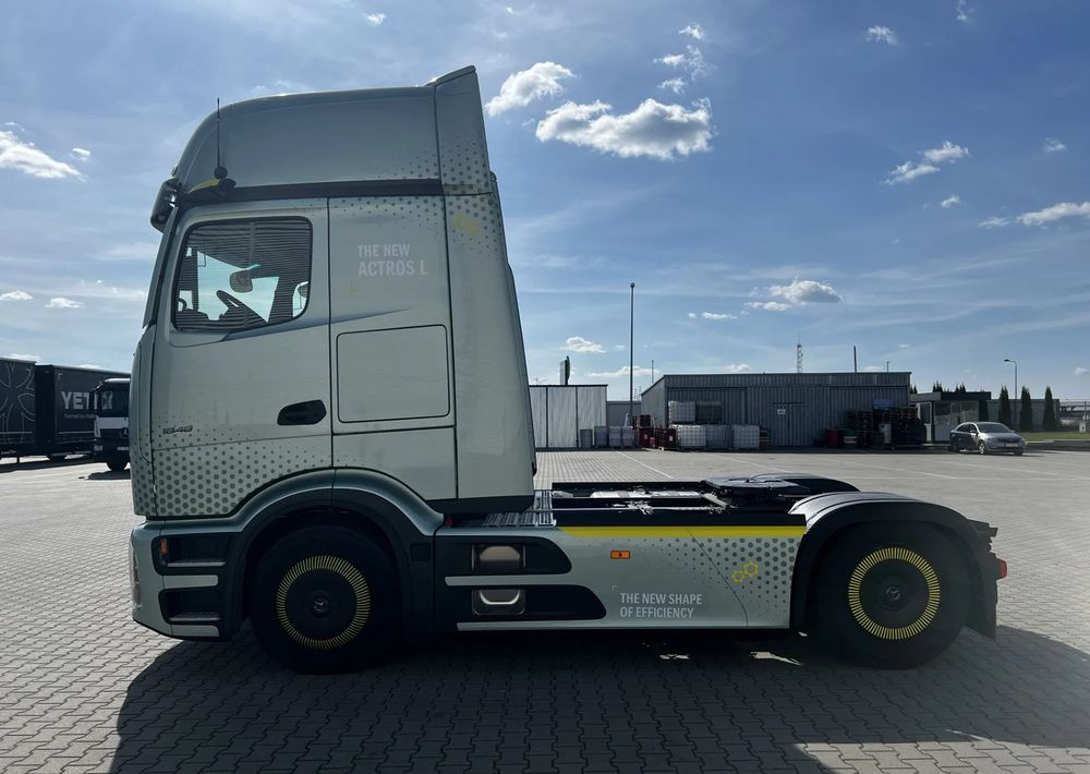 Mercedes-Benz Actros 1848 LS - Trekker: afbeelding 3 Mercedes-Benz Actros 1848 LS - Trekker: afbeelding 3