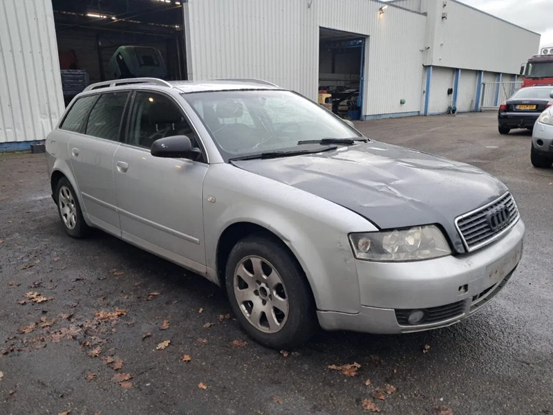 Audi A4 , 1.9 TDI , TRADE or EXPORT ONLY , French Regestration - Personenwagen: afbeelding 4 Audi A4 , 1.9 TDI , TRADE or EXPORT ONLY , French Regestration - Personenwagen: afbeelding 4