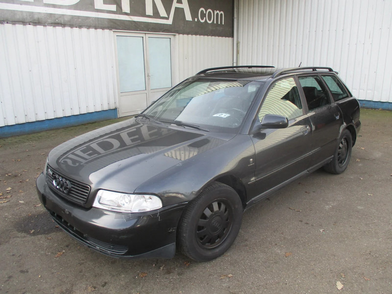 Audi A4 Avant 1.9 tdi , S-Line , Manual , Airco , EXPORT - Stationwagen: afbeelding 1 Audi A4 Avant 1.9 tdi , S-Line , Manual , Airco , EXPORT - Stationwagen: afbeelding 1