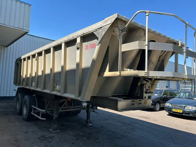 Benalu 2 Axle , 8 Tyres , Alu Tipper , Spring Suspension , Drum Brakes - Kipper oplegger: afbeelding 3 Benalu 2 Axle , 8 Tyres , Alu Tipper , Spring Suspension , Drum Brakes - Kipper oplegger: afbeelding 3