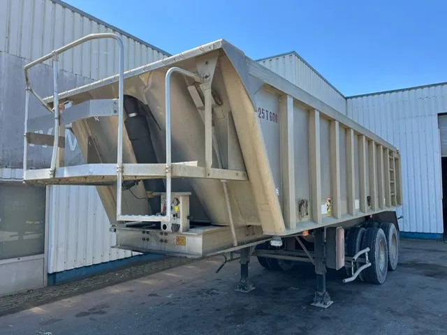 Benalu 2 Axle , 8 Tyres , Alu Tipper , Spring Suspension , Drum Brakes - Kipper oplegger: afbeelding 1 Benalu 2 Axle , 8 Tyres , Alu Tipper , Spring Suspension , Drum Brakes - Kipper oplegger: afbeelding 1