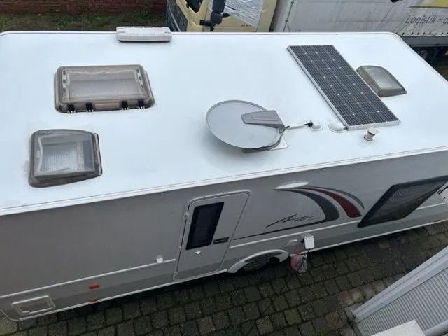 Caravan Bürstner Averso Top 545 TS: afbeelding 10 Caravan Bürstner Averso Top 545 TS: afbeelding 10