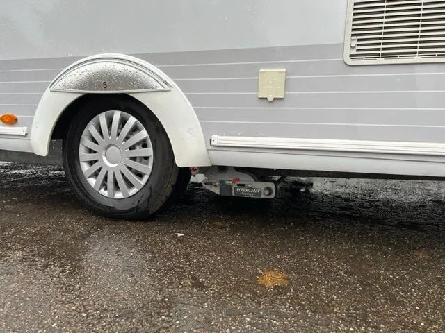 Interieur foto 1: Caravan Bürstner Averso Top 545 TS Interieur foto 1: Caravan Bürstner Averso Top 545 TS