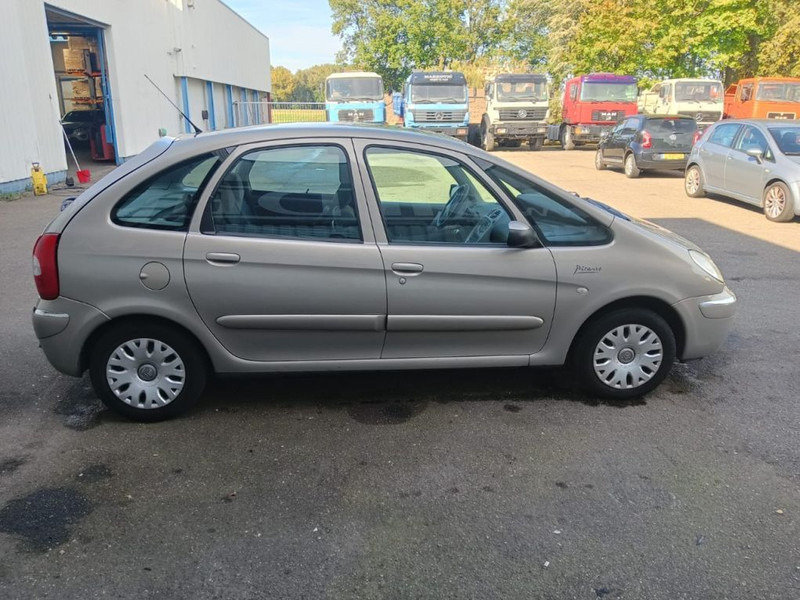 Citroën Xsara Picasso 1.8i - 16V , Airco - Personenwagen: afbeelding 5 Citroën Xsara Picasso 1.8i - 16V , Airco - Personenwagen: afbeelding 5