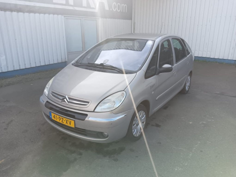 Citroën Xsara Picasso 1.8i - 16V , Airco - Personenwagen: afbeelding 1 Citroën Xsara Picasso 1.8i - 16V , Airco - Personenwagen: afbeelding 1