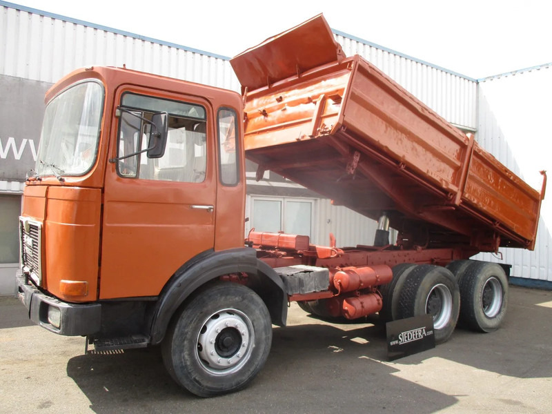 MAN 26.321 6x4 , 3 way tipper , ZF Manual , Spring suspension - Kipper vrachtwagen: afbeelding 1 MAN 26.321 6x4 , 3 way tipper , ZF Manual , Spring suspension - Kipper vrachtwagen: afbeelding 1