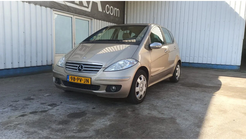 Mercedes-Benz A-Klasse 170 , Airco , leder , distrbute ketting maakt lawaai - Hatchback: afbeelding 1 Mercedes-Benz A-Klasse 170 , Airco , leder , distrbute ketting maakt lawaai - Hatchback: afbeelding 1