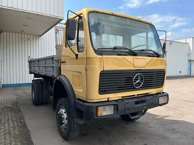 Mercedes-Benz SK 1622 AK , 4x4 , V6 , 3 way tipper , Spring suspension - Kipper vrachtwagen: afbeelding 4 Mercedes-Benz SK 1622 AK , 4x4 , V6 , 3 way tipper , Spring suspension - Kipper vrachtwagen: afbeelding 4