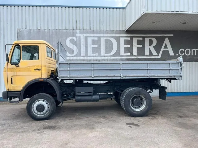 Mercedes-Benz SK 1622 AK , 4x4 , V6 , 3 way tipper , Spring suspension - Kipper vrachtwagen: afbeelding 2 Mercedes-Benz SK 1622 AK , 4x4 , V6 , 3 way tipper , Spring suspension - Kipper vrachtwagen: afbeelding 2