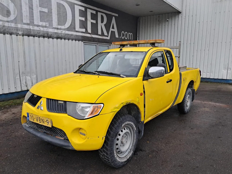 Mitsubishi L200 , 4x4 , 2.5 Di-D , Club cab - Personenwagen: afbeelding 1 Mitsubishi L200 , 4x4 , 2.5 Di-D , Club cab - Personenwagen: afbeelding 1