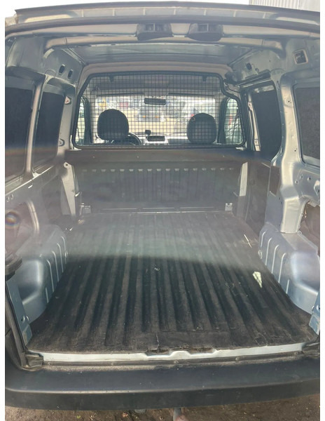 Kleine bestelwagen Peugeot Partner 1.9 D , Airco , Belgium Regestration: afbeelding 9