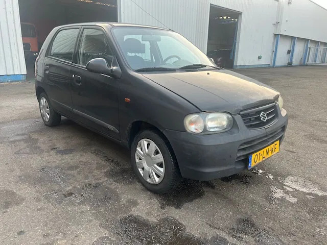 Suzuki Alto 1.0 - 16V , 5 drs. , Handel / export - Hatchback: afbeelding 4 Suzuki Alto 1.0 - 16V , 5 drs. , Handel / export - Hatchback: afbeelding 4