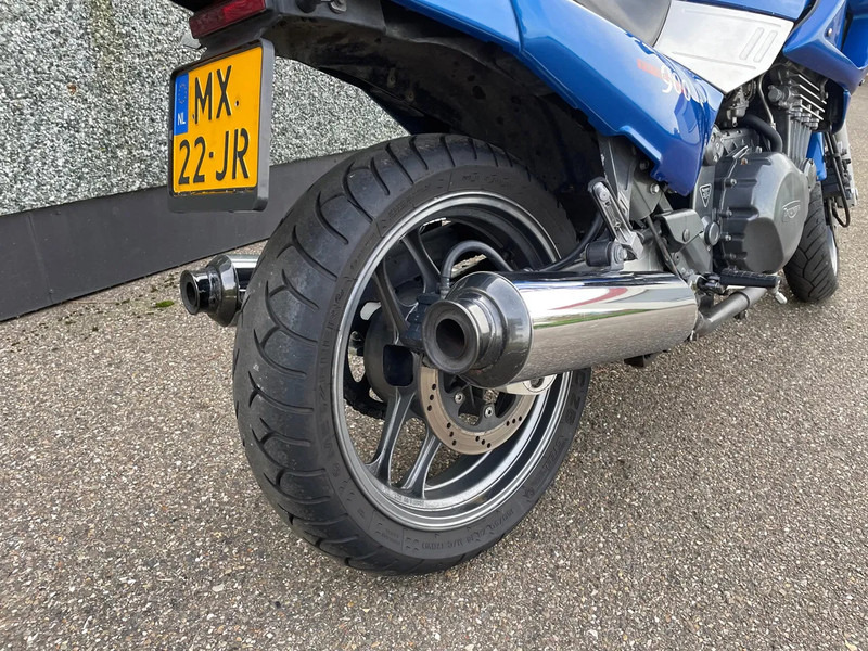 Motorfiets Triumph SPRINT 900: afbeelding 11 Motorfiets Triumph SPRINT 900: afbeelding 11