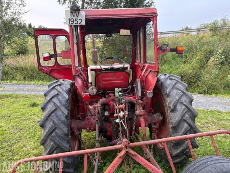 1971 Volvo T430 traktor - Dobbelt tipputtak - Tractor: afbeelding 4 1971 Volvo T430 traktor - Dobbelt tipputtak - Tractor: afbeelding 4