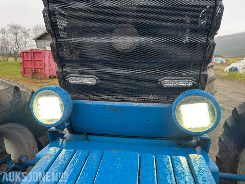 Leasing  1985 Ford 8210 FWD traktor 1985 Ford 8210 FWD traktor: afbeelding 17
