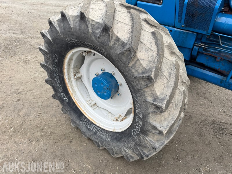 Leasing  1985 Ford 8210 FWD traktor 1985 Ford 8210 FWD traktor: afbeelding 12