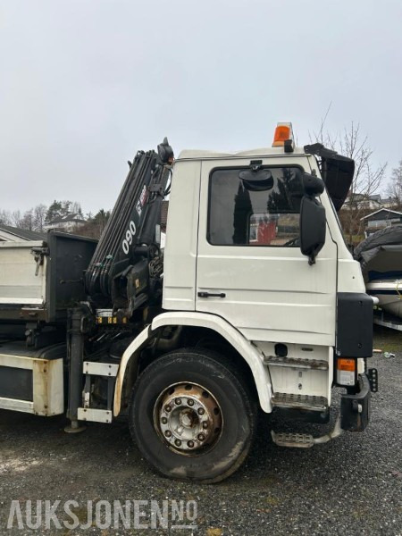 1995 Scania P93 tippbil med kran - Kipper vrachtwagen: afbeelding 4 1995 Scania P93 tippbil med kran - Kipper vrachtwagen: afbeelding 4