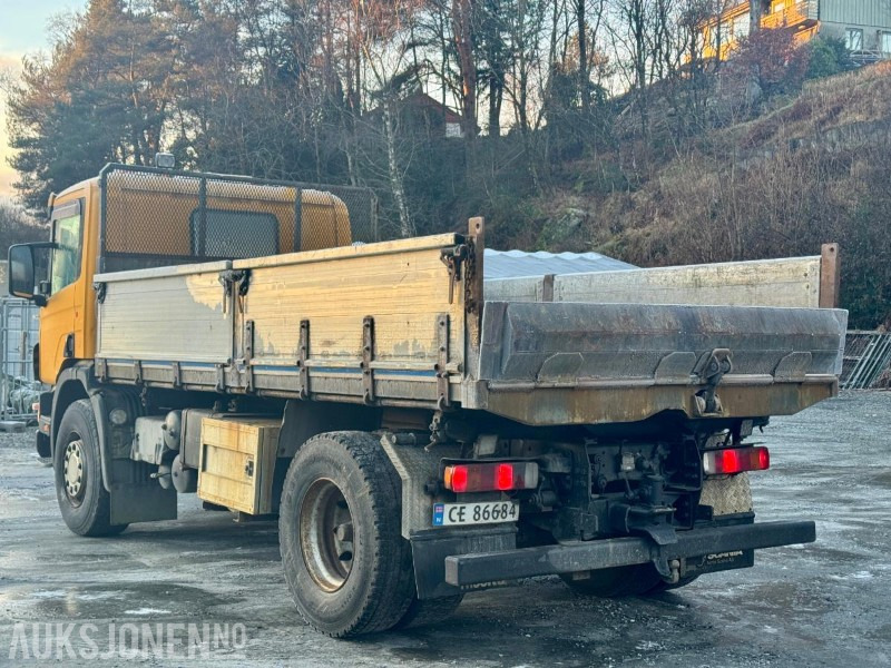 1998 Scania P-serie - 4x2 - Tippbil - Eu-godkjent til 08/26 - Km: 335523 - Kipper vrachtwagen: afbeelding 4 1998 Scania P-serie - 4x2 - Tippbil - Eu-godkjent til 08/26 - Km: 335523 - Kipper vrachtwagen: afbeelding 4