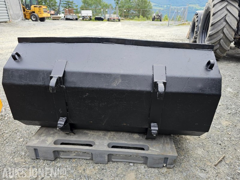 2000 Traktorskuffe 150cm bredde - Bouwmaterieel: afbeelding 3 2000 Traktorskuffe 150cm bredde - Bouwmaterieel: afbeelding 3