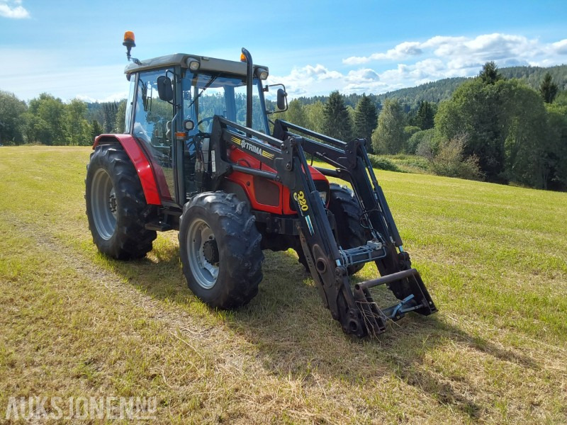 2001 Massey Ferguson 4235 - MVA FRI TRAKTOR - Tractor: afbeelding 2 2001 Massey Ferguson 4235 - MVA FRI TRAKTOR - Tractor: afbeelding 2