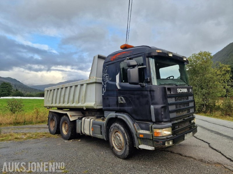 2002 Scania R124 kombibil tippkasse + svingskive - Kipper vrachtwagen: afbeelding 2 2002 Scania R124 kombibil tippkasse + svingskive - Kipper vrachtwagen: afbeelding 2