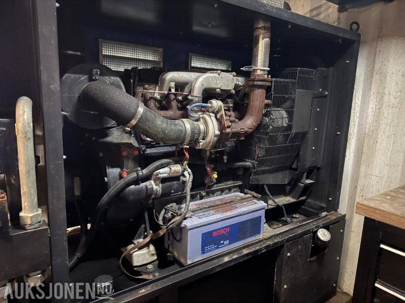 2002 Tracto-Technik Grundodrill 10S borerigg – komplett pakke med container, PE-sveis og utstyr - Boormachine: afbeelding 1 2002 Tracto-Technik Grundodrill 10S borerigg – komplett pakke med container, PE-sveis og utstyr - Boormachine: afbeelding 1