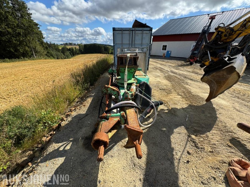 2003 Andre Montabert CPA 225 boremast – med Montabert 40 hammer og S70-feste - Boormachine: afbeelding 1 2003 Andre Montabert CPA 225 boremast – med Montabert 40 hammer og S70-feste - Boormachine: afbeelding 1