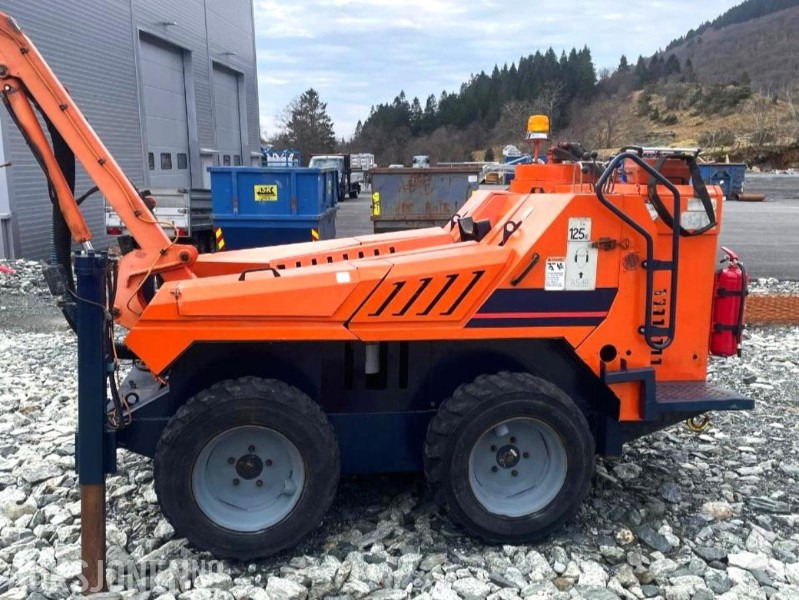 2003 Tamrock CMD120R - Borrigg - Nyrenovert - 3. mnd Garanti på Hammer - Timer: 3947 - Boormachine: afbeelding 2 2003 Tamrock CMD120R - Borrigg - Nyrenovert - 3. mnd Garanti på Hammer - Timer: 3947 - Boormachine: afbeelding 2