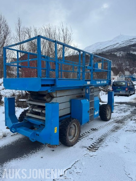 2005 Genie 4390 SAKSLIFT - 3878 Timer - Hoogwerker: afbeelding 2 2005 Genie 4390 SAKSLIFT - 3878 Timer - Hoogwerker: afbeelding 2