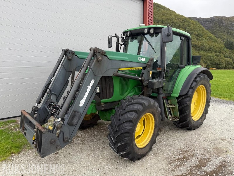 2007 John Deere 6320 med 6069 Timer nylig skiftet Sete og Dekk - Tractor: afbeelding 1 2007 John Deere 6320 med 6069 Timer nylig skiftet Sete og Dekk - Tractor: afbeelding 1