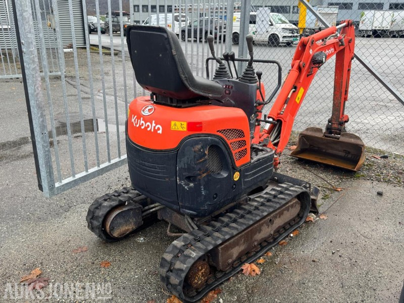 2007 Kubota U10-3 minigraver med 2 skuffer - Graafmachine: afbeelding 3 2007 Kubota U10-3 minigraver med 2 skuffer - Graafmachine: afbeelding 3