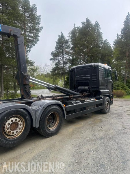 2007 MAN TGA 26.440 6X2-2 BL - Haakarmsysteem vrachtwagen: afbeelding 4 2007 MAN TGA 26.440 6X2-2 BL - Haakarmsysteem vrachtwagen: afbeelding 4