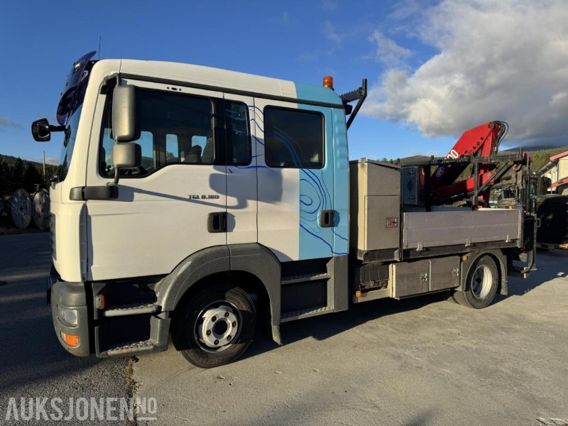 2007 MAN TGL 8.180 4X2 LINJEBIL MED KRAN OG MASSE UTSTYR - Vrachtwagen met open laadbak: afbeelding 1 2007 MAN TGL 8.180 4X2 LINJEBIL MED KRAN OG MASSE UTSTYR - Vrachtwagen met open laadbak: afbeelding 1