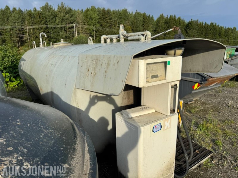 2007 Tankanlegg med pumpe og opplegg for kortleser 19900 liter - Bouwmaterieel: afbeelding 5 2007 Tankanlegg med pumpe og opplegg for kortleser 19900 liter - Bouwmaterieel: afbeelding 5