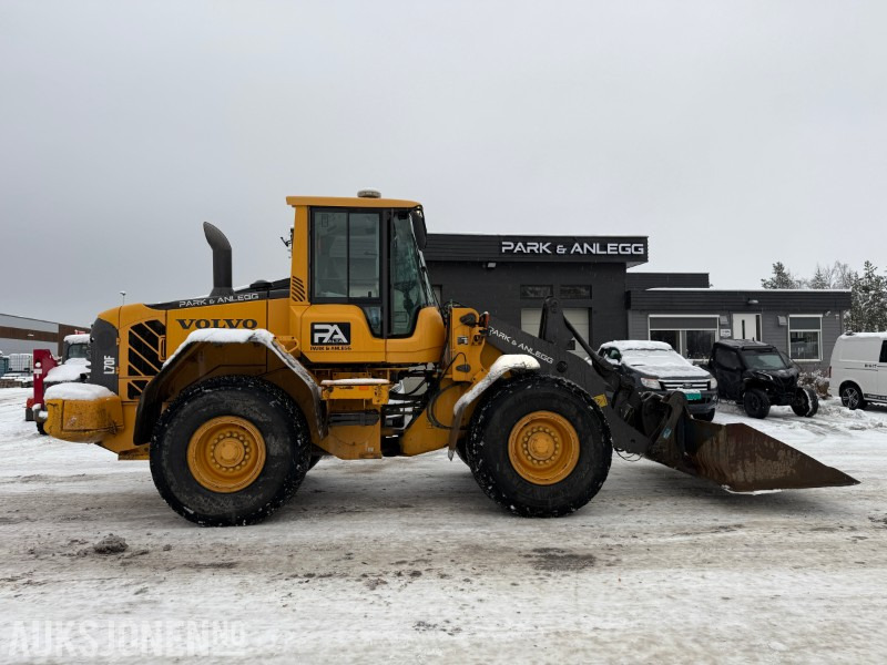 2007 Volvo L70F - Pusseskuffe - 9668t - Sentralsmøring - Wiellader: afbeelding 5 2007 Volvo L70F - Pusseskuffe - 9668t - Sentralsmøring - Wiellader: afbeelding 5