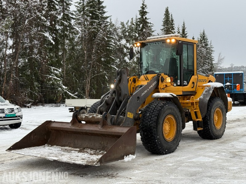 2007 Volvo L70F - Pusseskuffe - 9668t - Sentralsmøring - Wiellader: afbeelding 2 2007 Volvo L70F - Pusseskuffe - 9668t - Sentralsmøring - Wiellader: afbeelding 2