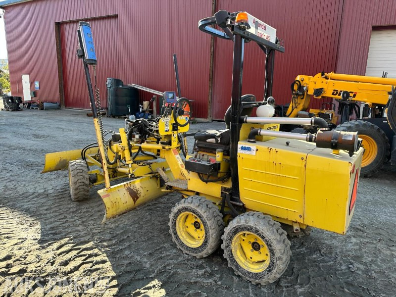 2008 Laser Grader Høvel med maskinstyring og laser - Bouwmaterieel: afbeelding 4 2008 Laser Grader Høvel med maskinstyring og laser - Bouwmaterieel: afbeelding 4