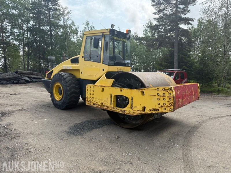 2009 Bomag BW226 DH VALS SERVICEHISTORIKK. - Schapenpootwals/ Grondverdichter: afbeelding 4 2009 Bomag BW226 DH VALS SERVICEHISTORIKK. - Schapenpootwals/ Grondverdichter: afbeelding 4