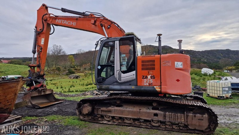 2009 Hitachi ZX225USLC-3 Beltegraver m/GPS/Rototilt med klype/3 skuffer, 12800 timer - Rupsgraafmachine: afbeelding 3 2009 Hitachi ZX225USLC-3 Beltegraver m/GPS/Rototilt med klype/3 skuffer, 12800 timer - Rupsgraafmachine: afbeelding 3