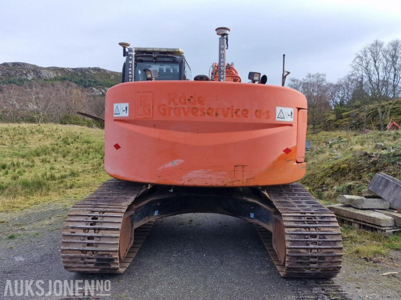 2009 Hitachi ZX225USLC-3 Beltegraver m/GPS/Rototilt med klype/3 skuffer, 12800 timer - Rupsgraafmachine: afbeelding 5 2009 Hitachi ZX225USLC-3 Beltegraver m/GPS/Rototilt med klype/3 skuffer, 12800 timer - Rupsgraafmachine: afbeelding 5