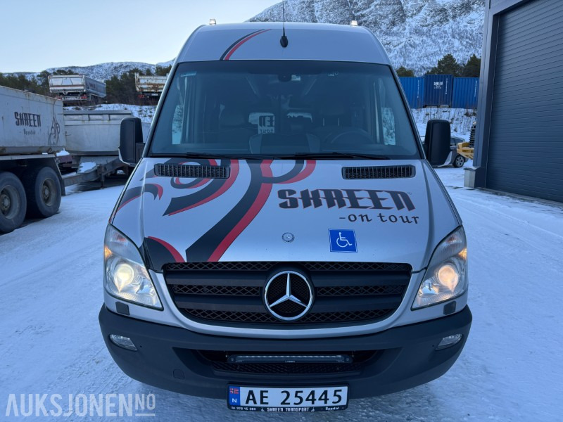 2009 Mercedes-Benz Sprinter 17-seter minibuss – Rullestolheis & godt vedlikeholdt - Minibus, Personenvervoer: afbeelding 2 2009 Mercedes-Benz Sprinter 17-seter minibuss – Rullestolheis & godt vedlikeholdt - Minibus, Personenvervoer: afbeelding 2