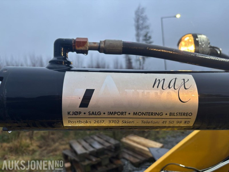 Wiellader 2010 CAT 906H HJULLASTER. 1596TIMER. SKUFFE. TELLEFSDAL VPL PLOG. HOLMS FEIEKOST. CAT PALLEGAFFLER: afbeelding 25 Wiellader 2010 CAT 906H HJULLASTER. 1596TIMER. SKUFFE. TELLEFSDAL VPL PLOG. HOLMS FEIEKOST. CAT PALLEGAFFLER: afbeelding 25