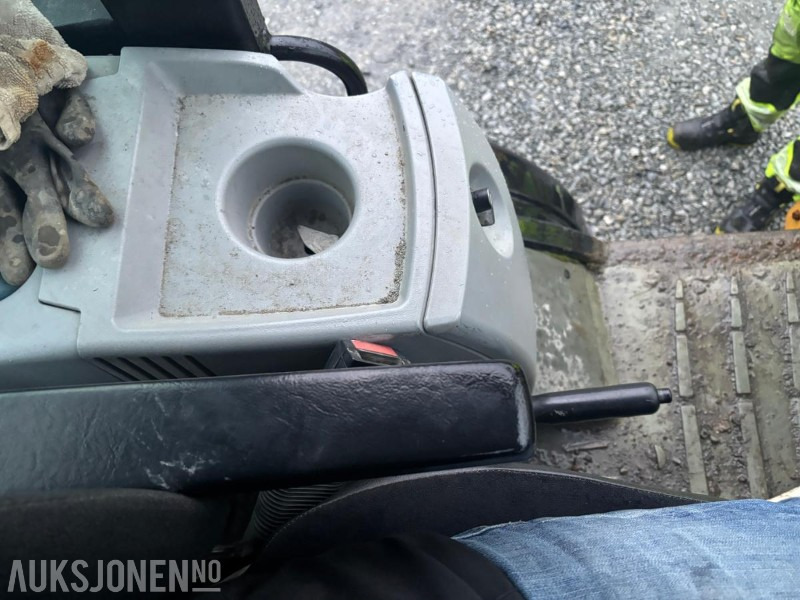 Wiellader 2010 CAT 906H HJULLASTER. 1596TIMER. SKUFFE. TELLEFSDAL VPL PLOG. HOLMS FEIEKOST. CAT PALLEGAFFLER: afbeelding 19 Wiellader 2010 CAT 906H HJULLASTER. 1596TIMER. SKUFFE. TELLEFSDAL VPL PLOG. HOLMS FEIEKOST. CAT PALLEGAFFLER: afbeelding 19