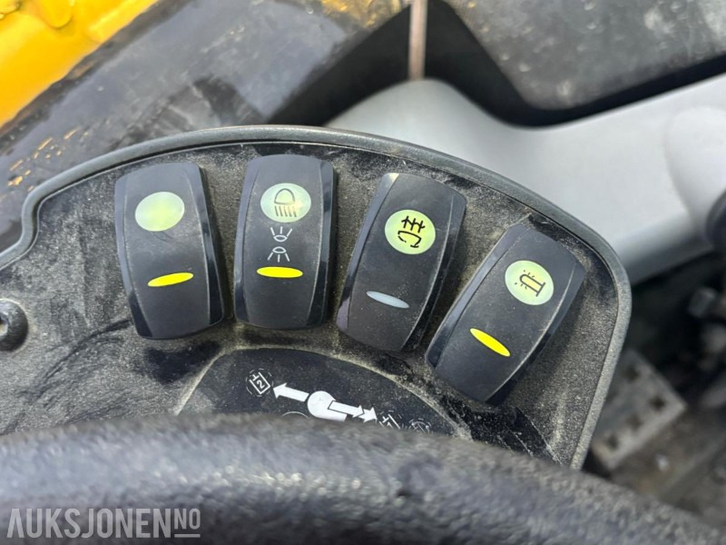 Wiellader 2010 CAT 906H HJULLASTER. 1596TIMER. SKUFFE. TELLEFSDAL VPL PLOG. HOLMS FEIEKOST. CAT PALLEGAFFLER: afbeelding 13 Wiellader 2010 CAT 906H HJULLASTER. 1596TIMER. SKUFFE. TELLEFSDAL VPL PLOG. HOLMS FEIEKOST. CAT PALLEGAFFLER: afbeelding 13